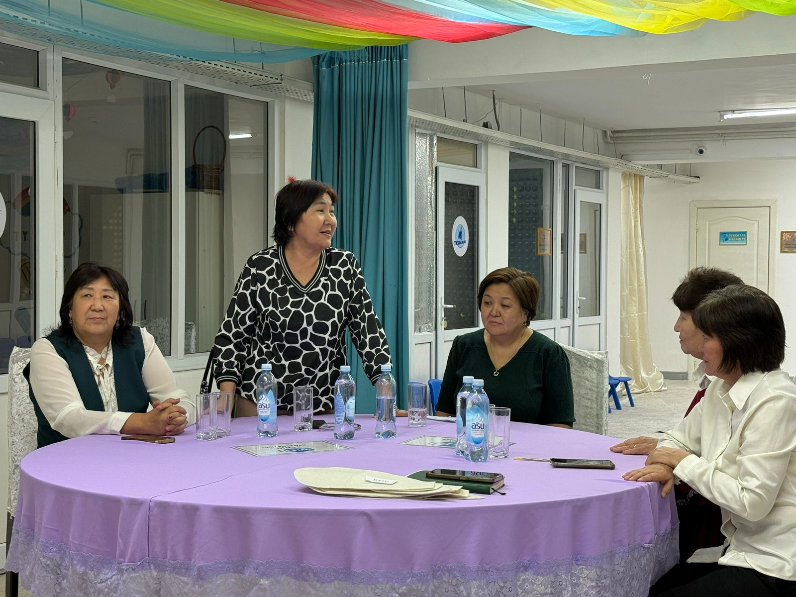 "Балаңыз-болашақ оқушы" бастауыш сынып мұғалімдерімен ата аналар жиналысы